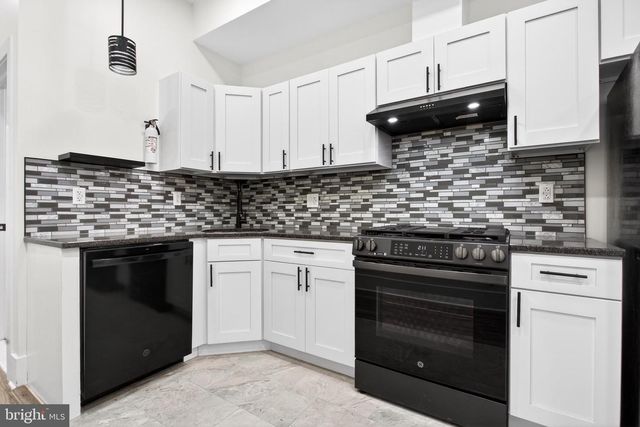 1808 W SUSQUEHANNA AVE, Philadelphia, PA 19121