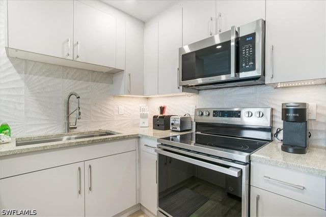 457 Tallwood ST 305, Marco Island, FL 34145