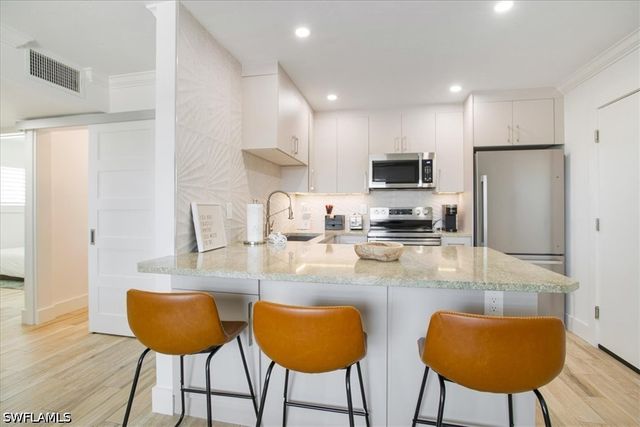 457 Tallwood ST 305, Marco Island, FL 34145