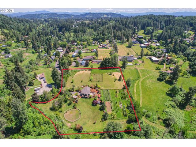 20300 Se HELZER Way, Damascus, OR 97089