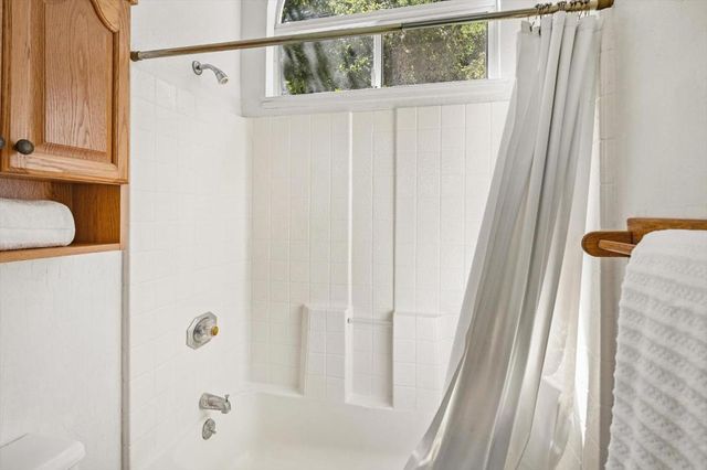 17415 Locust Drive, Los Gatos, CA 95033