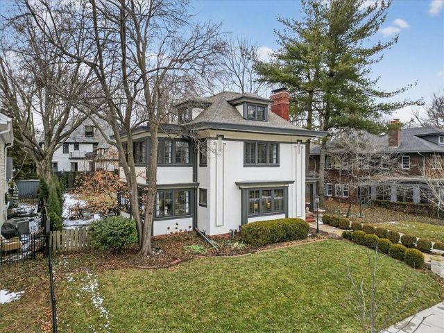 6016 Belleview Avenue, Kansas City, MO 64113