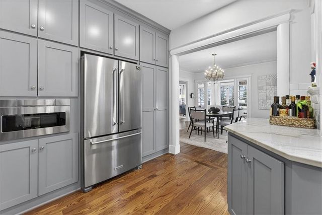 6016 Belleview Avenue, Kansas City, MO 64113