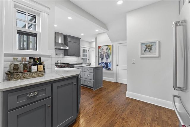 6016 Belleview Avenue, Kansas City, MO 64113