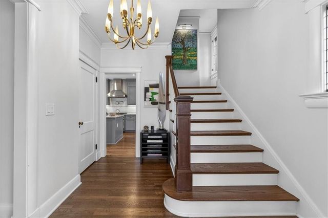 6016 Belleview Avenue, Kansas City, MO 64113