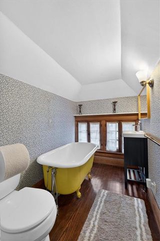 6016 Belleview Avenue, Kansas City, MO 64113