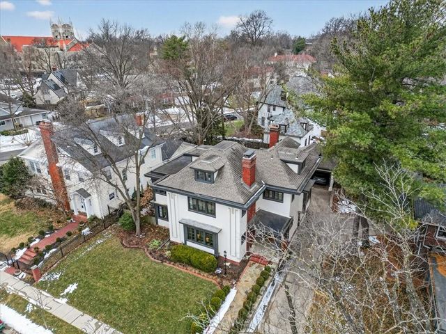 6016 Belleview Avenue, Kansas City, MO 64113