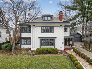 6016 Belleview Avenue, Kansas City, MO 64113