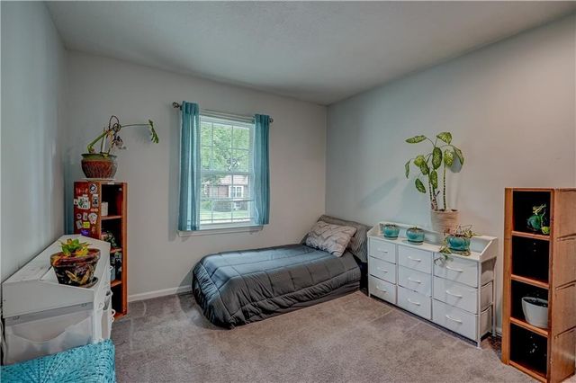 13206 Lowell Avenue, Grandview, MO 64030