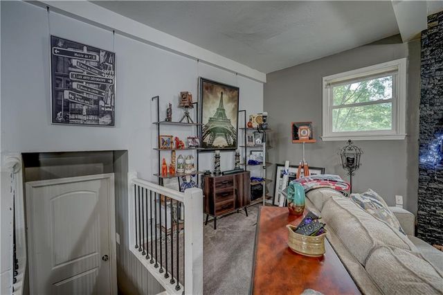 13206 Lowell Avenue, Grandview, MO 64030