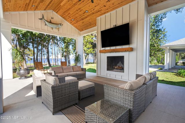 4162 RIVERVIEW Circle, Green Cove Springs, FL 32043