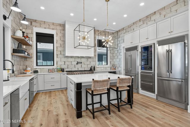 4162 RIVERVIEW Circle, Green Cove Springs, FL 32043