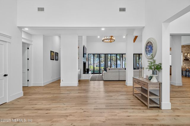 4162 RIVERVIEW Circle, Green Cove Springs, FL 32043