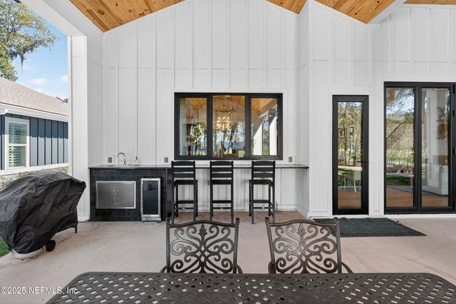 4162 RIVERVIEW Circle, Green Cove Springs, FL 32043