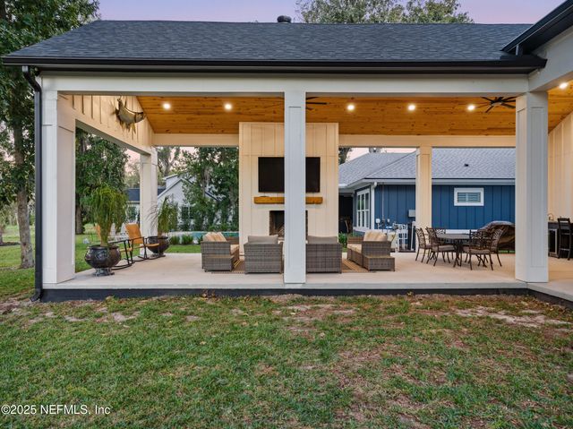 4162 RIVERVIEW Circle, Green Cove Springs, FL 32043