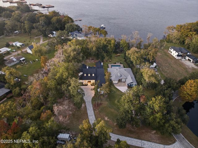 4162 RIVERVIEW Circle, Green Cove Springs, FL 32043