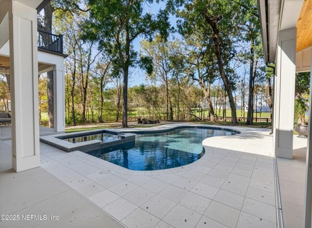 4162 RIVERVIEW Circle, Green Cove Springs, FL 32043