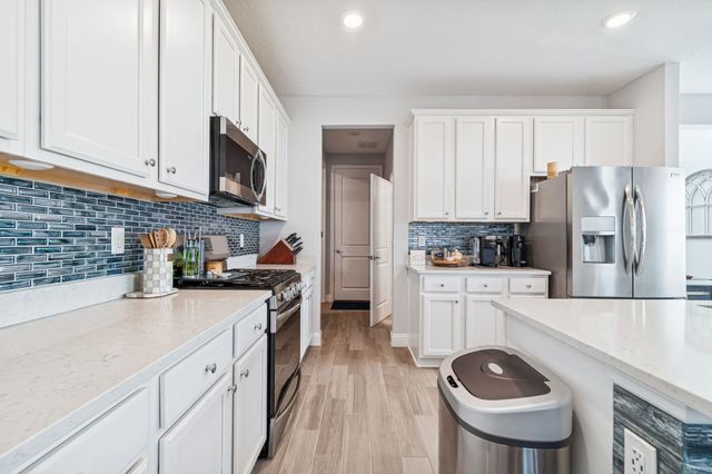 262 Killarney Ave, St Johns, FL 32259