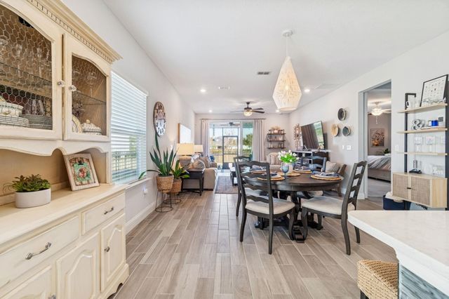 262 Killarney Ave, St Johns, FL 32259