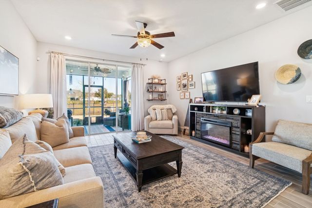 262 Killarney Ave, St Johns, FL 32259