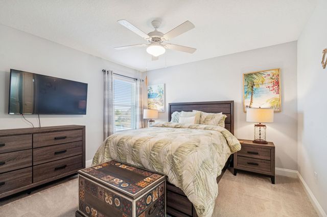 262 Killarney Ave, St Johns, FL 32259