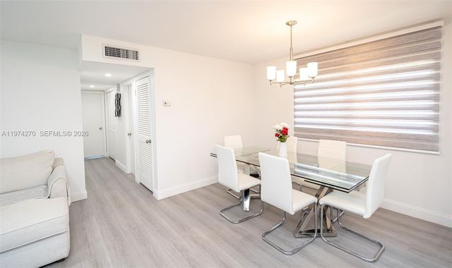 5300 Washington St T227, Hollywood, FL 33021