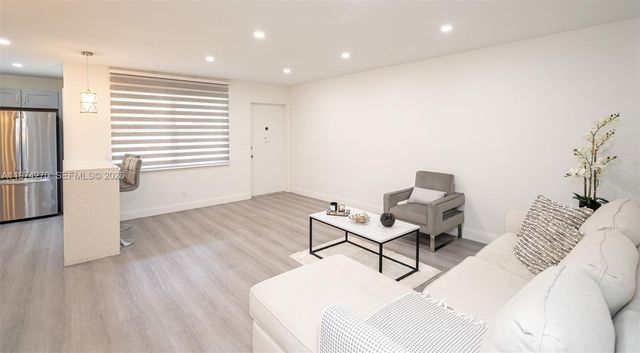 5300 Washington St T227, Hollywood, FL 33021