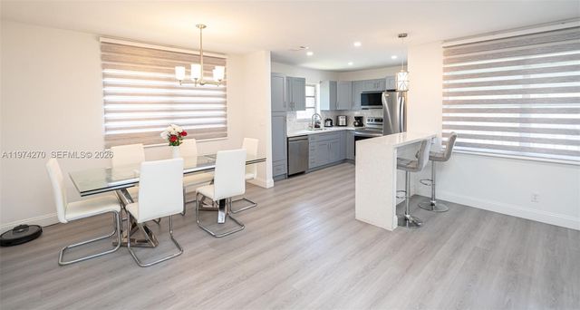 5300 Washington St T227, Hollywood, FL 33021