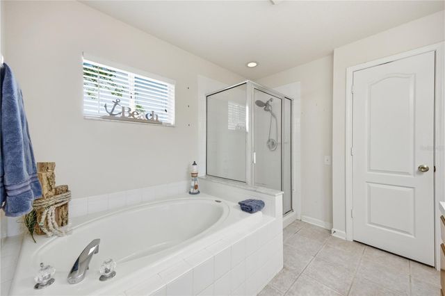 25337 LEXINGTON OAKS BOULEVARD, Wesley Chapel, FL 33544
