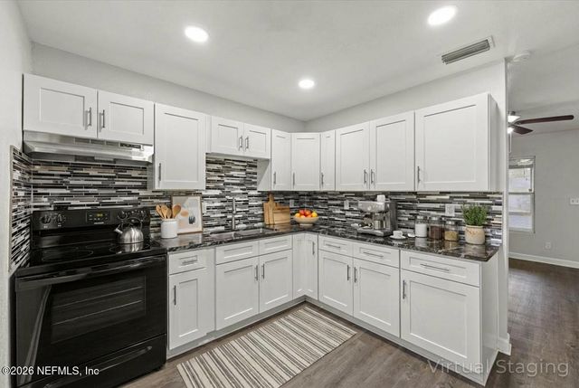 10533 ARENDAL Road, Jacksonville, FL 32218