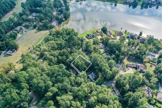 811 Overbrook Drive, Huntsville, TX 77340