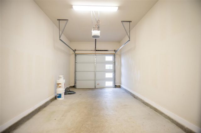 21201 Portsmouth CV 5, Lago Vista, TX 78645