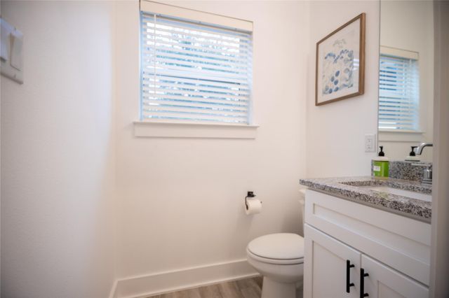 21201 Portsmouth CV 5, Lago Vista, TX 78645
