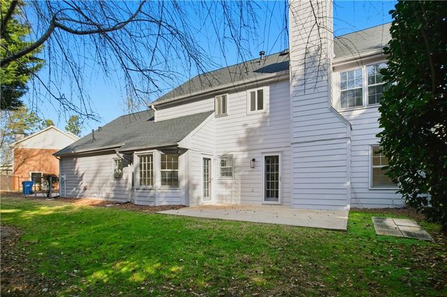 653 Parkcrest NE Place, Marietta, GA 30068