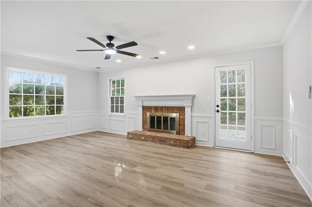 653 Parkcrest NE Place, Marietta, GA 30068