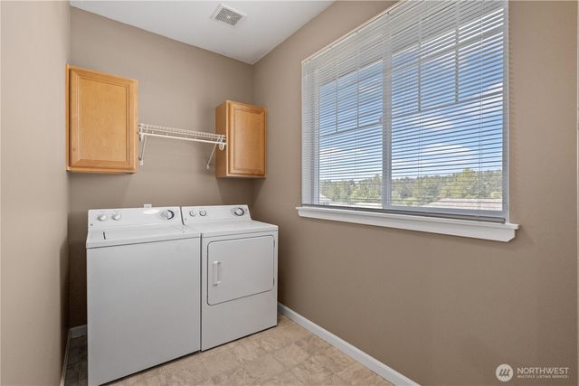 1447 Cherry Avenue, Fircrest, WA 98466