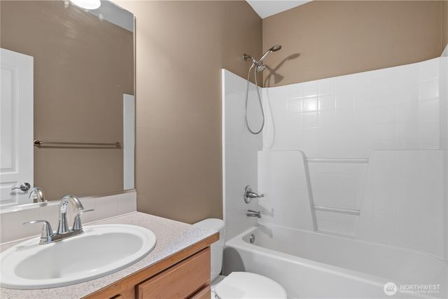 1447 Cherry Avenue, Fircrest, WA 98466