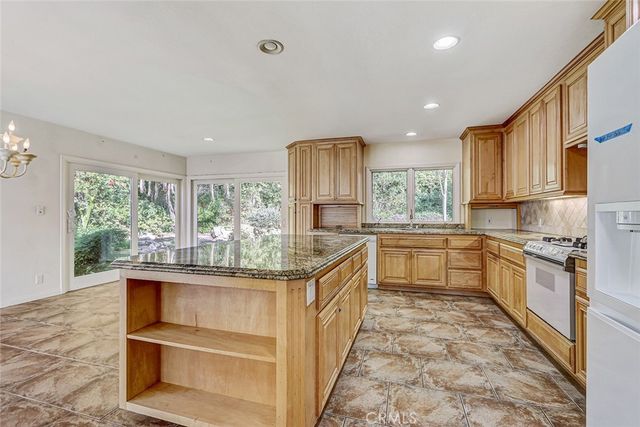 1032 Via Palestra, Palos Verdes Estates, CA 90274