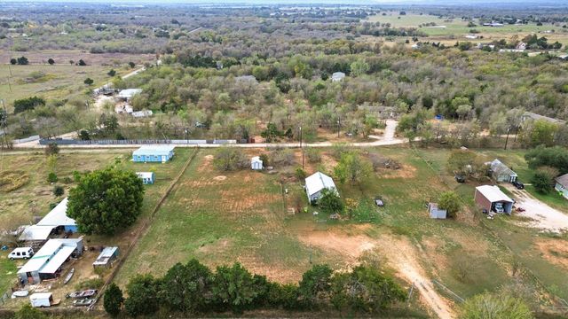 163 Lower Elgin RD, Elgin, TX 78621