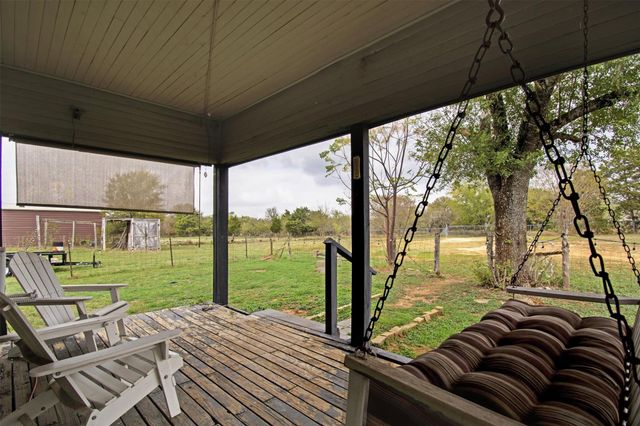 163 Lower Elgin RD, Elgin, TX 78621