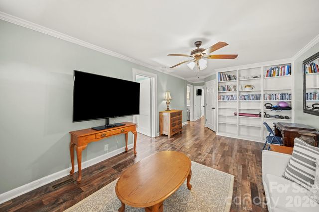 211 9th Street, Belmont, NC 28012