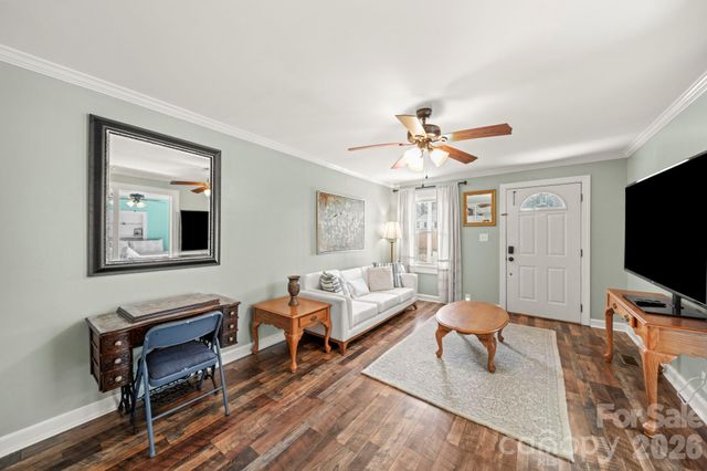 211 9th Street, Belmont, NC 28012
