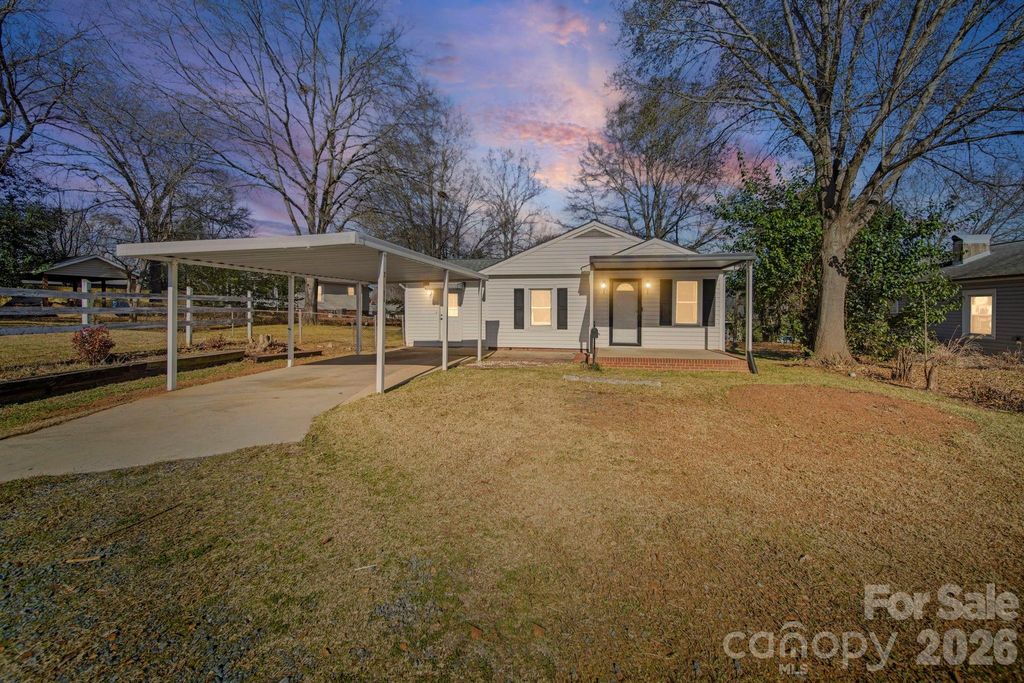 211 9th Street, Belmont, NC 28012