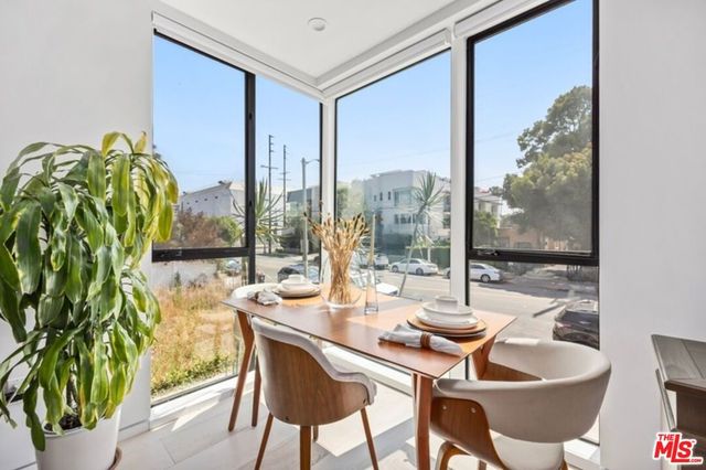 1243 N Gower Street, Los Angeles, CA 90038