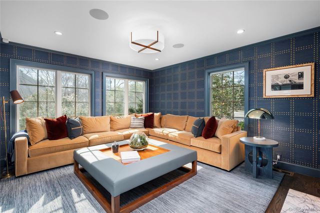 151 Griffen Avenue, Scarsdale, NY 10583