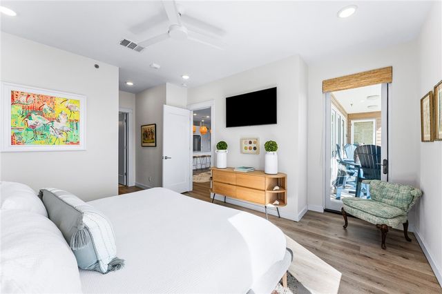 630 W Center Square 206, Port Aransas, TX 78373