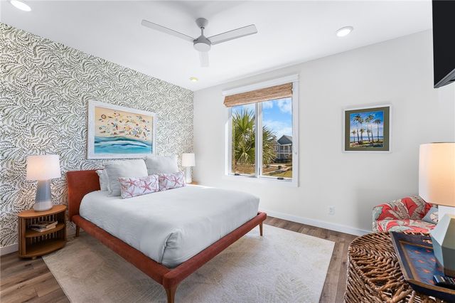 630 W Center Square 206, Port Aransas, TX 78373