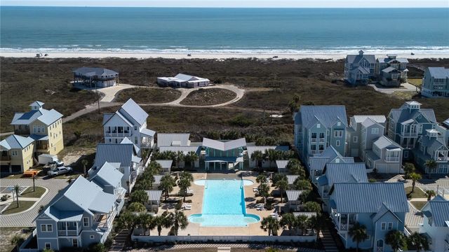 630 W Center Square 206, Port Aransas, TX 78373