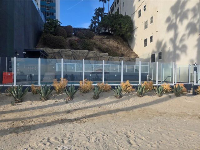 25 15th, Long Beach, CA 90802