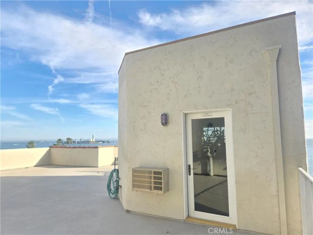 25 15th, Long Beach, CA 90802